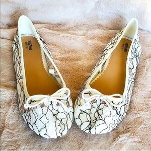 White Lace Flats